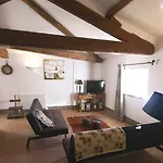 Maison Bersane Konukevi 4*