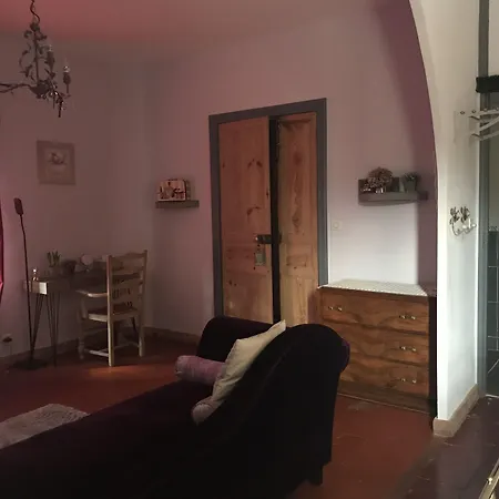 Maison Bersane Konukevi